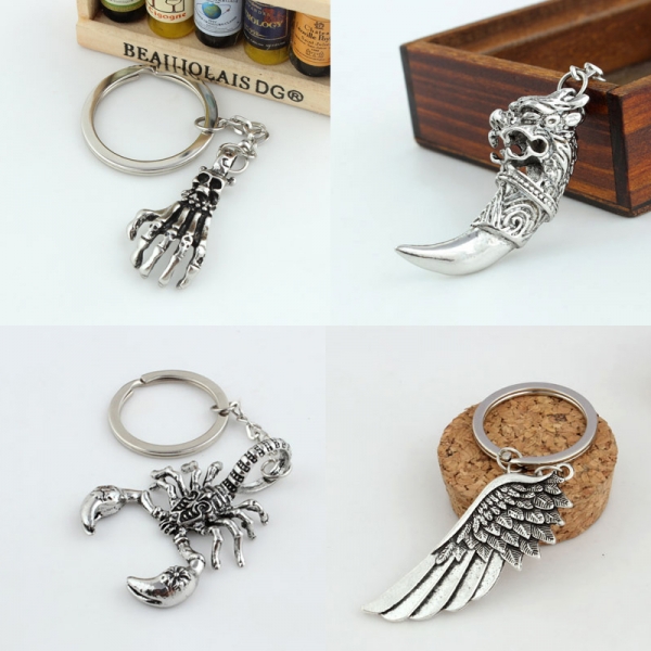Silver Metal Fantasy Skeleton Skull Keyring Cool Key Chain Gift Keyfob Present