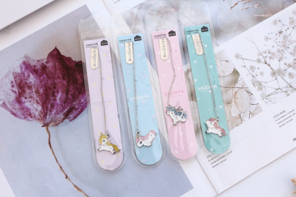 Cute Unicorn Pendant Metal Chain Bookmarks For Books Book Markers Readers Gift