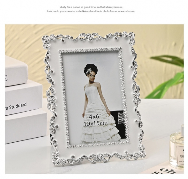 Style 4 6x4 Inch Freestanding Portrait Photo Frame